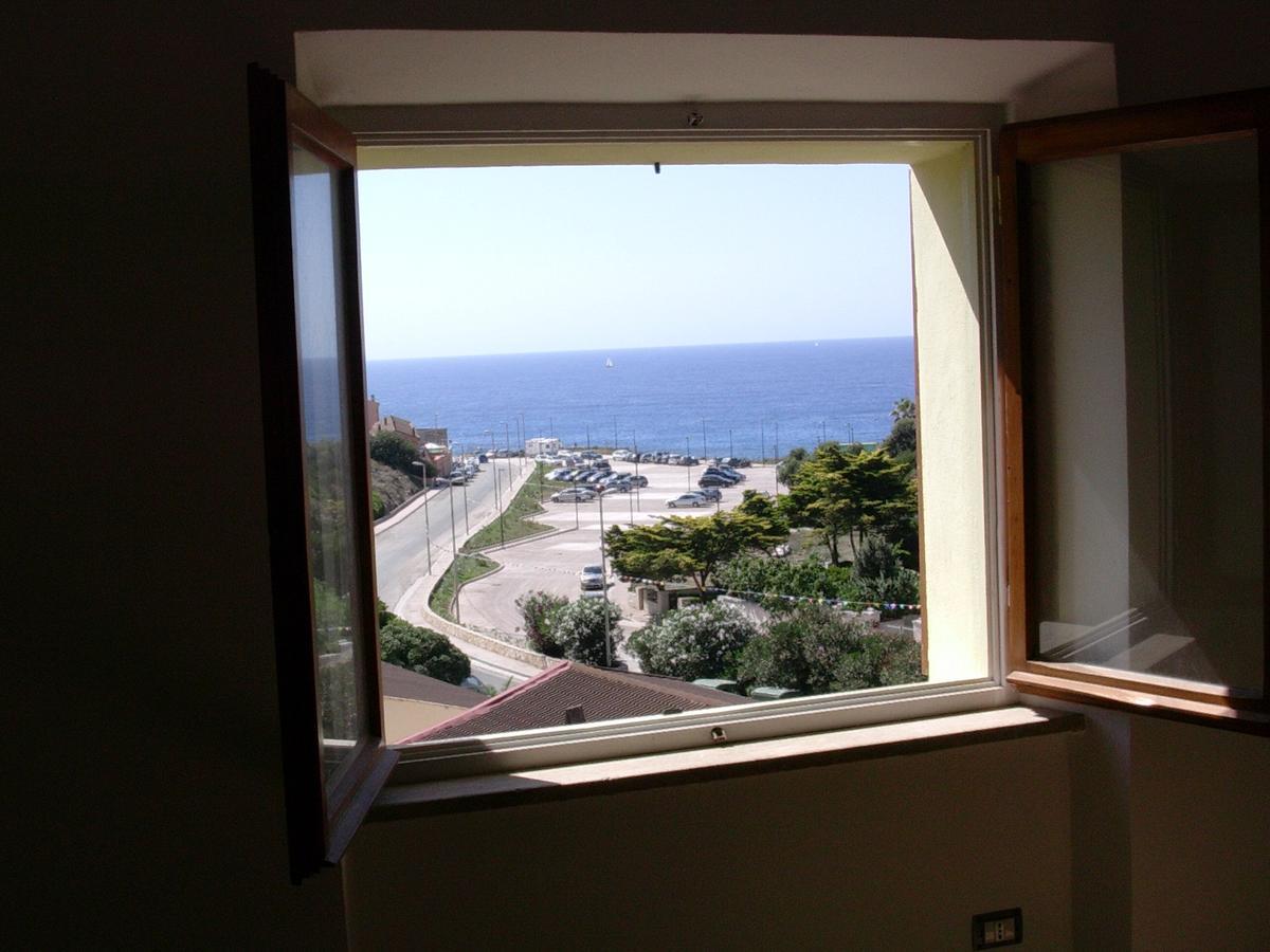 Residence Argentiera Миньере Экстерьер фото